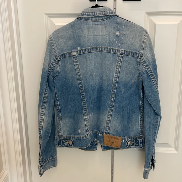 Women’s True Religion Denim Distressed Trucker Jacket Size Small NWOT - Picture 5 of 6